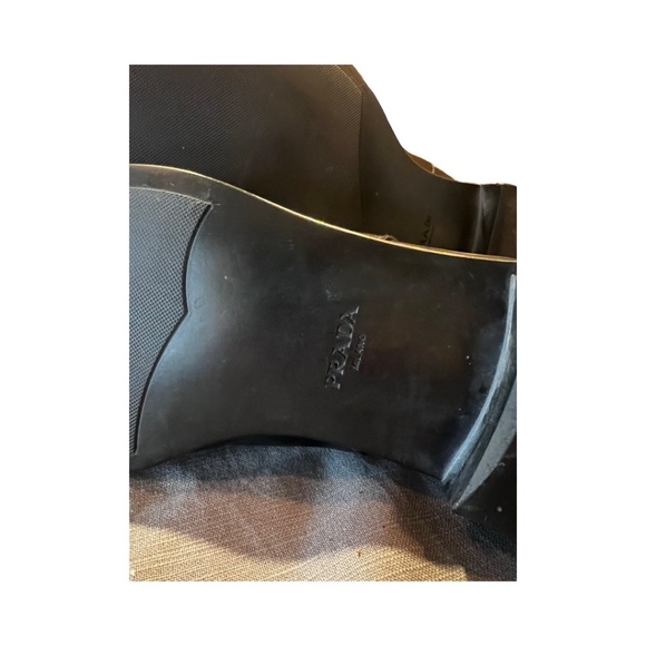 PRADA leather Chelsea Boot. Men’s size 11 TC 015 - pre-owned - Picture 5 of 7